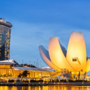 Luxurious Singapore Stays