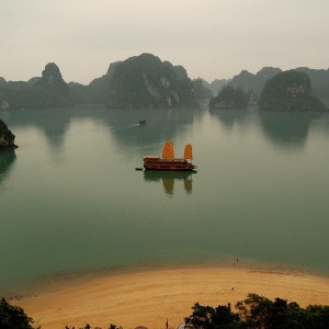 Vietnam & Halong Bay Luxury Escape